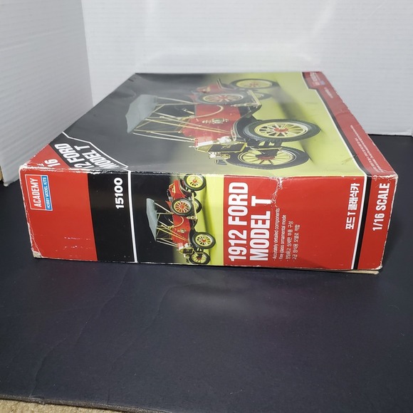 Rare Academy Hobby Model Kits 1/16 Scale 1912 Ford Model T Kit 15100 Opened - Picture 4 of 8